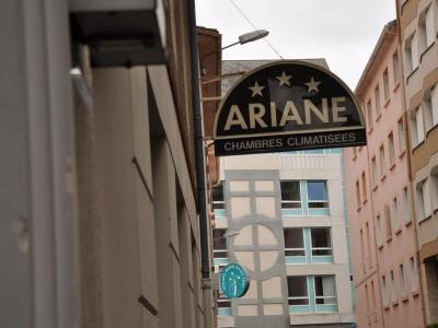 Hotel Ariane Лурд Экстерьер фото